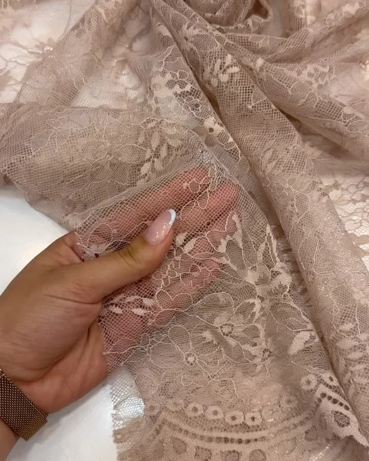 پارچه دانتل فرانسه قیطوندوزی